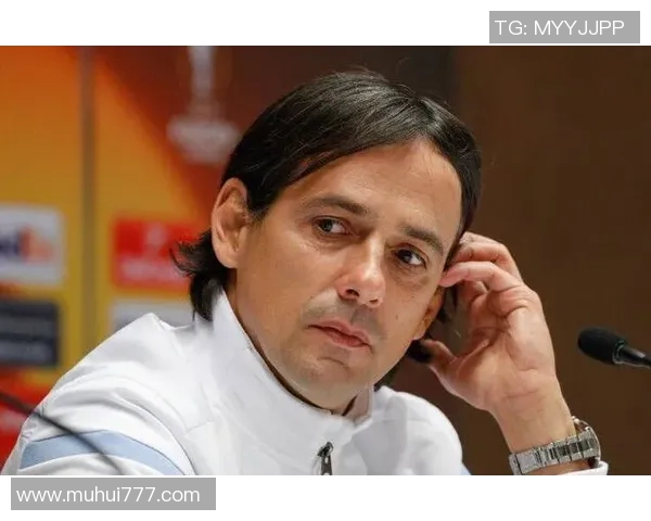 2022-2023赛季足球球星卡蓝宝石系列全新发布珍藏版引领潮流