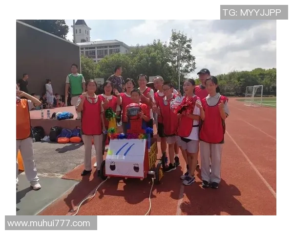 《功夫足球：球星争锋与传奇少年携手破敌》