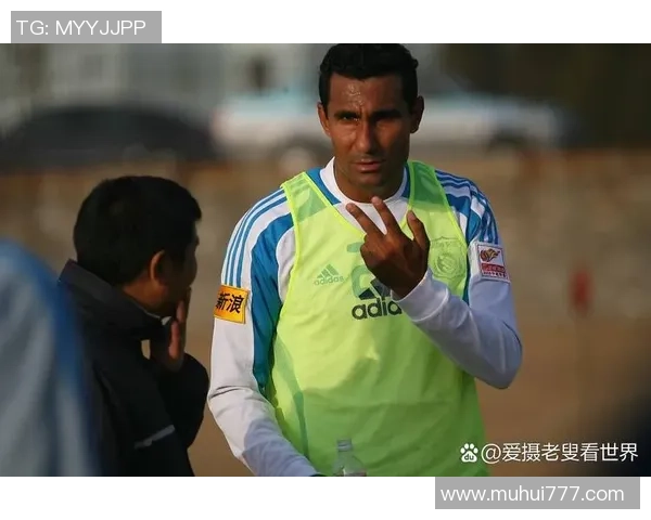 度世界顶级足球防守球星盘点与精彩表现分析